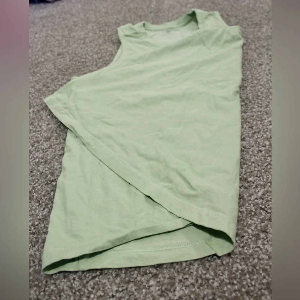 EUC Columbia Sage Green Casual Tank Top - Picture 5 of 7